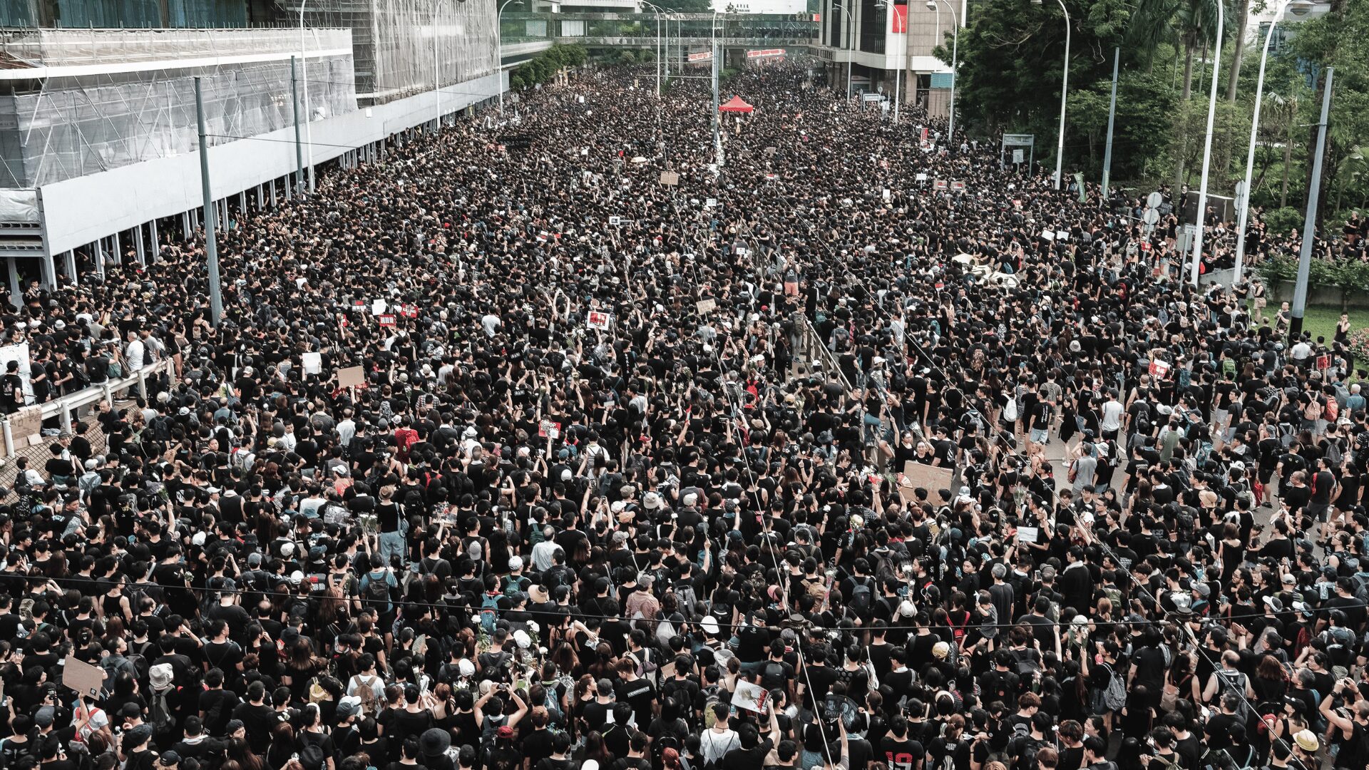 Large crowd gathered at a Zambian political campaign rally