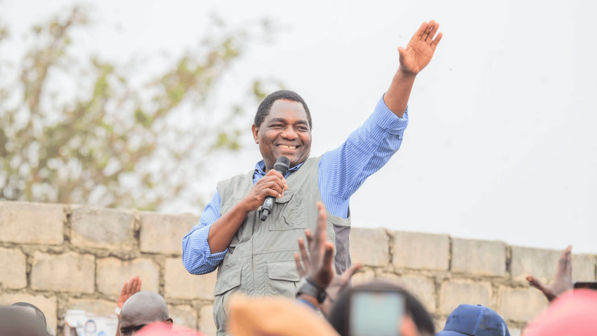 President Hakainde Hichilema addresses supporters after his reelection win.