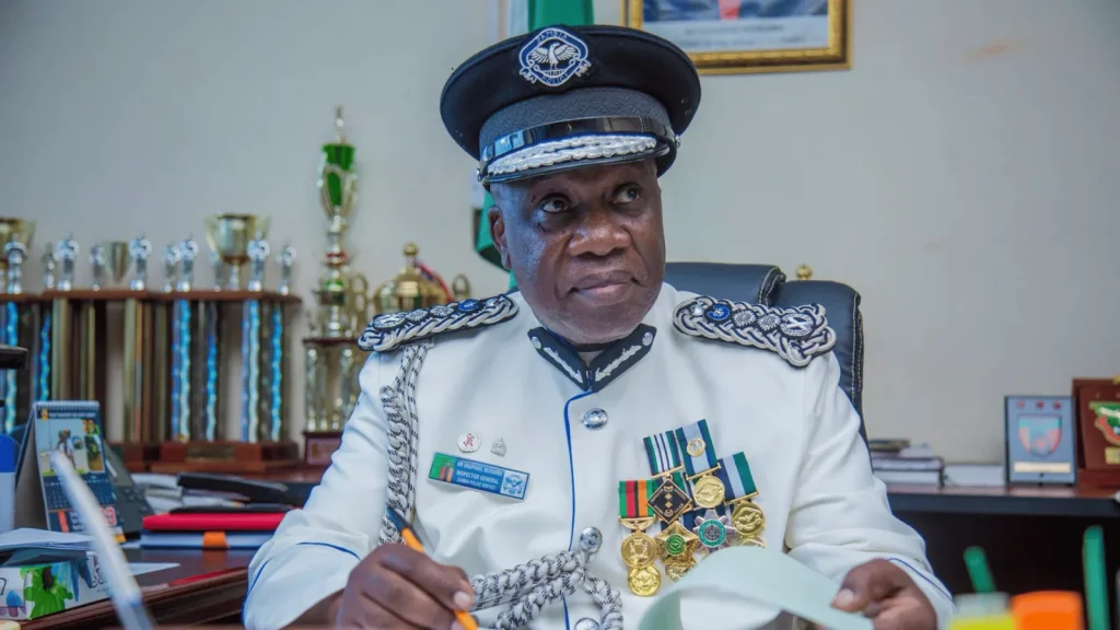 Inspector General of Police Graphel Musamba addressing the press on the Kabulonga operation
