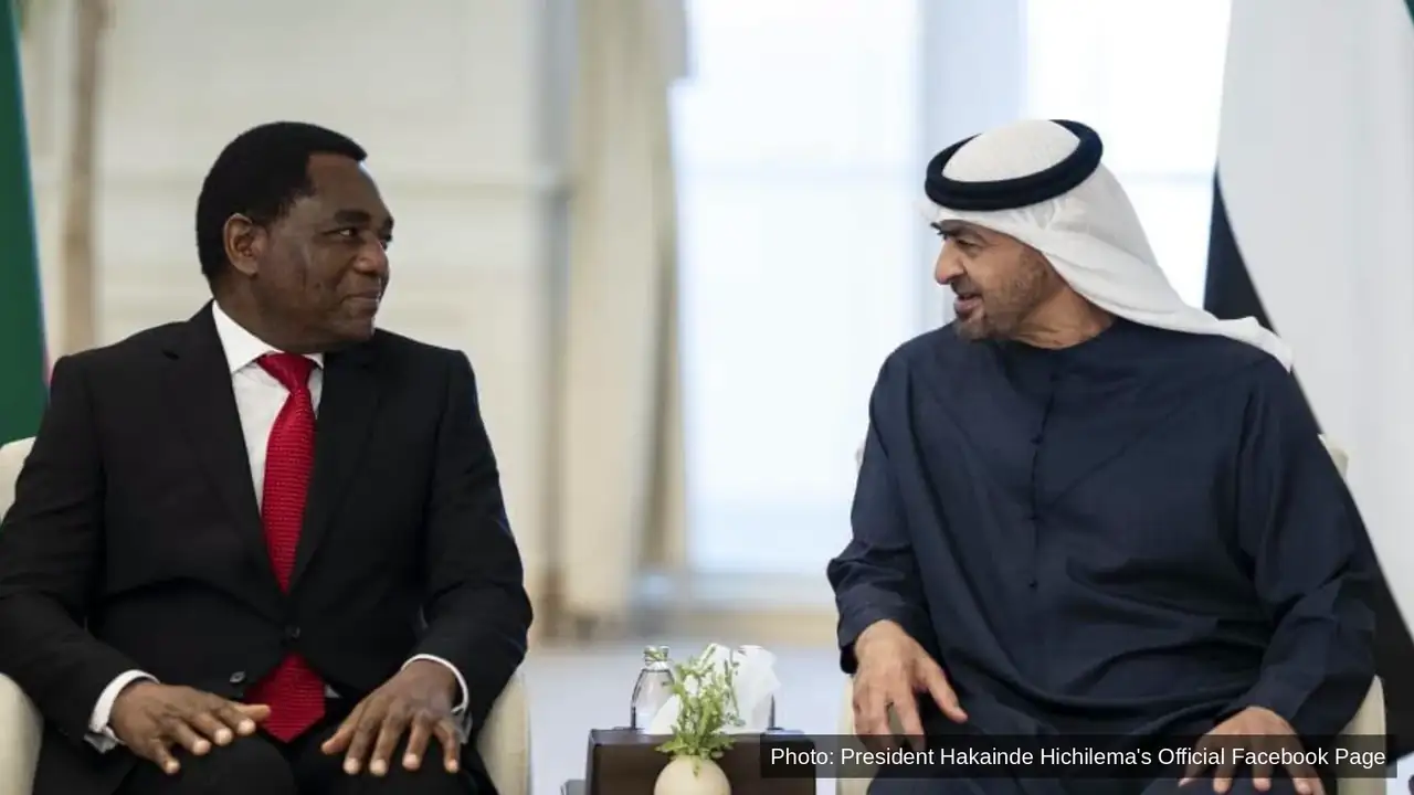 President Hakainde Hichilema and UAE President Sheikh Mohamed bin Zayed Al Nahyan in talks at the Presidential Palace, Abu Dhabi