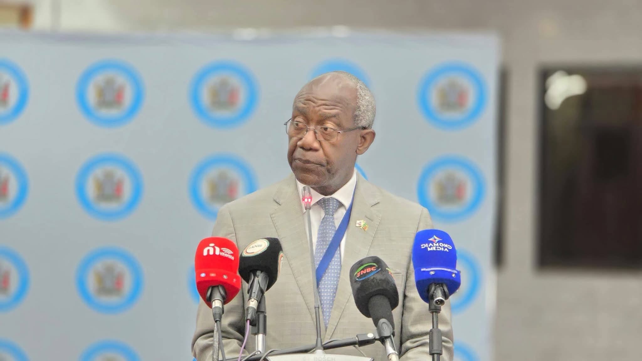 Secretary to the Cabinet Mr Patrick Kangwa delivering his remarks at the ministerial orientation on the 2027 National Budget.